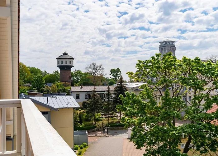 فيلة Altmann - 4 Bergfrieden غورين