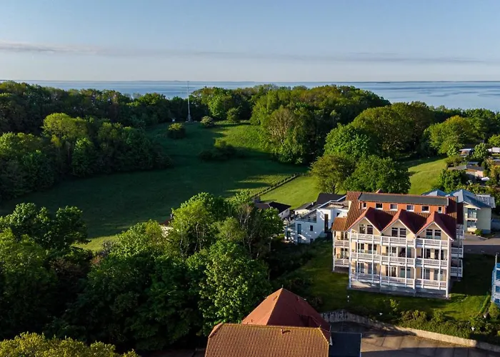 Altmann - 4 Bergfrieden غورين