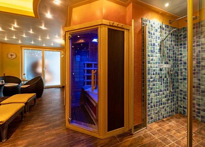 Altmann - 4 Bergfrieden غورين