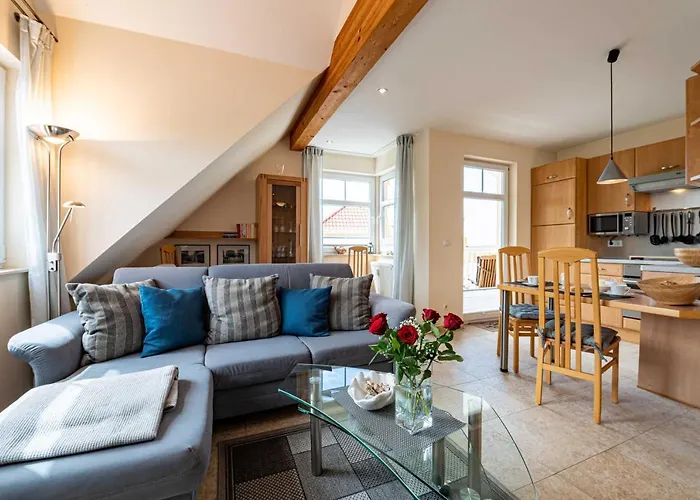 فيلة Altmann - 4 Bergfrieden